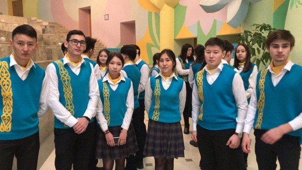 Вице-министр образования и науки Эльмира Суханбердиева провела в Алматы совещание с членами жюри стартовавшего сегодня Республиканского конкурса научных проектов, который впервые пройдёт в онлайн режиме и приветствовала его участников